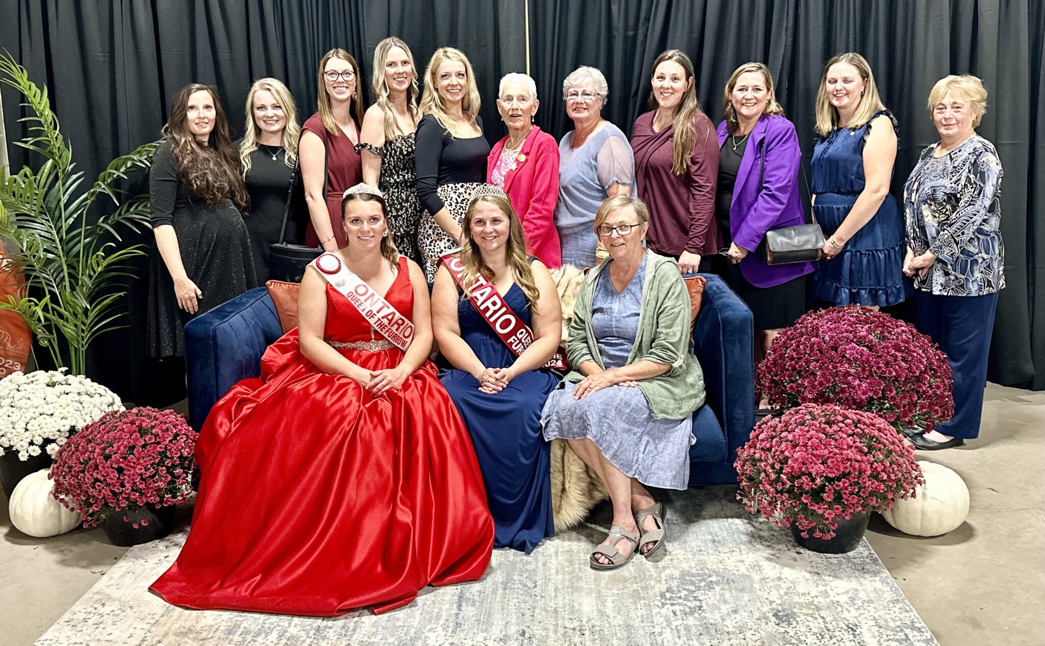 Group photo of former Queens of the Furrow
